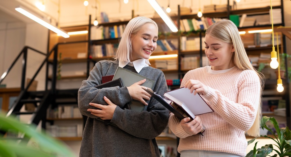 Олег Смолин: «До тех пор, пока не будет решен вопрос о статусе учителя, обсуждать тему принудительной отработки выпускников педвузов бесполезно» Олег Смолин: «До тех пор, пока не будет решен вопрос о статусе учителя, обсуждать тему принудительной отработки выпускников педвузов бесполезно»