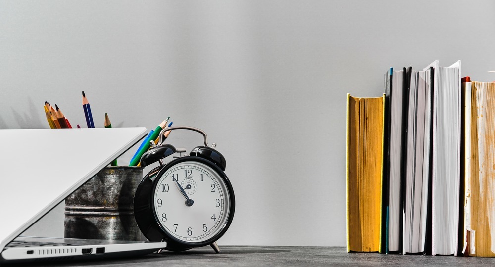 Кравцов сообщил об увеличении количества часов на изучение истории в школе