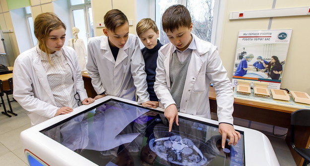 В московских школах станет больше предпрофессиональных классов