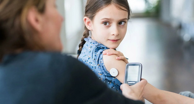 В России впервые внедрили сенсоры для удаленного наблюдения за детьми с диабетом