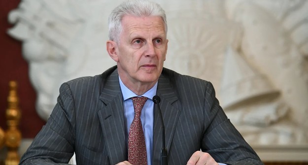 Андрей Фурсенко допустил указание степени бакалавра наряду со специальностью в дипломе