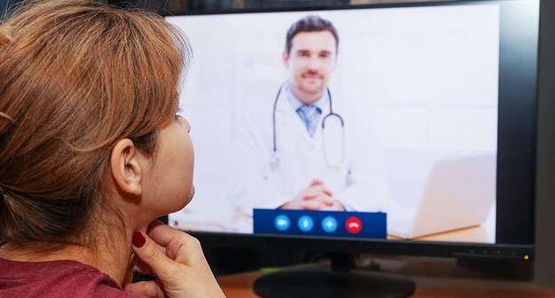 Общение в формате видеоконференций и наблюдение за собой на экране оказывает негативное воздействие на психическое здоровье