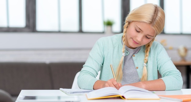 Стобалльники ЕГЭ в Адыгее будут получать премии в размере 100 тыс. рублей