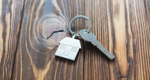 Парам, прожившим в браке не менее 10 лет и родившим ребенка, предложили выдавать квартиры бесплатно Парам, прожившим в браке не менее 10 лет и родившим ребенка, предложили выдавать квартиры бесплатно