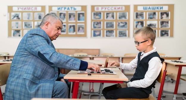 От робототехники и воркаута до аэройоги и основ ветеринарии: юные москвичи с удовольствием ходят на городские кружки и секции 