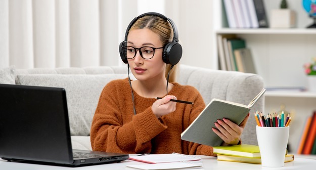 В МЭШ появился ИИ-репетитор для подготовки к ЕГЭ В МЭШ появился ИИ-репетитор для подготовки к ЕГЭ