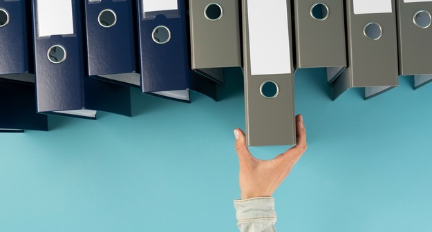 Минпросвещения установило сроки подачи документов для поступления в первый класс