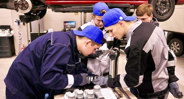 Столичные колледжи совместно с работодателями обновили образовательные программы по транспортным специальностям