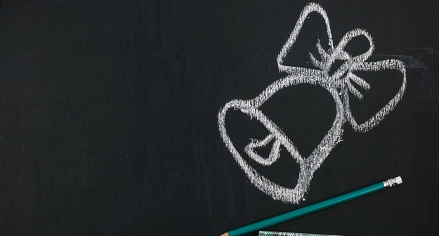 Школьные звонки заменят в апреле на мелодии о космосе и путешествиях