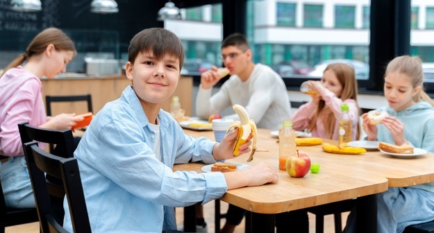В Госдуме предложили создать единую онлайн-базу школьного меню В Госдуме предложили создать единую онлайн-базу школьного меню