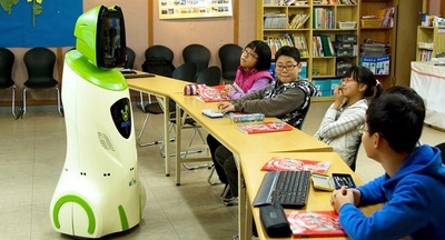 Роботы в роли ассистента учителя и виртуальная реальность изменят школьное образование