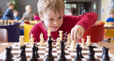 Минобрнауки в ближайшие два года введет обязательные занятия по шахматам в школах