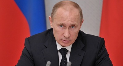 Зарплаты в бюджетной сфере должны расти, заявил Путин