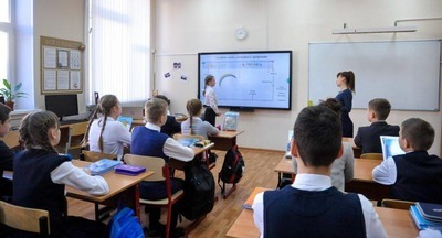 Не менее 400 сценариев уроков в Московской электронной школе созданы по материалам столичных департаментов