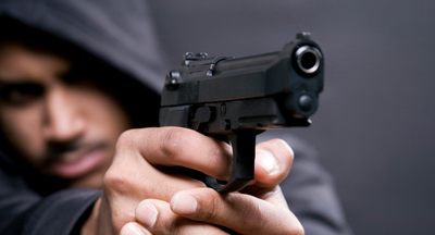 Полиция США подарила выпускникам школ защиту от пуль
