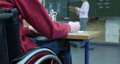 Общественная палата открыла горячую линию для абитуриентов с инвалидностью