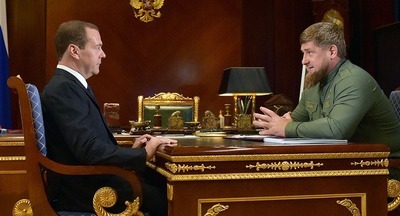 Медведев пообещал Кадырову поддержку в ликвидации третьей смены в школах