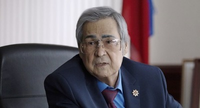 Аман Тулеев назначен ректором кемеровского университета