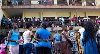Сьерра-Леоне испытывает трудности с реализацией программы бесплатного школьного образования