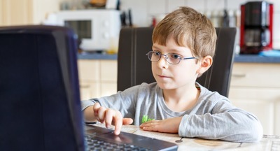 Школьники Москвы могут делать домашние задания онлайн