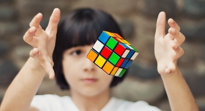 В школьную программу Казахстана планируют внедрить сборку кубика Рубика
