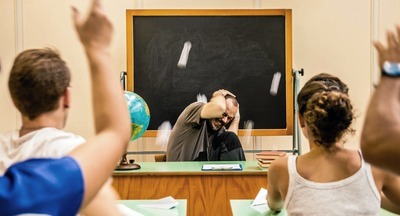 Почему нет закона о неприкосновенности учителя?