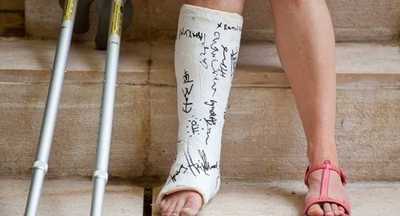 В Уфе скорая не могла заехать на территорию школы, где ученица сломала ногу