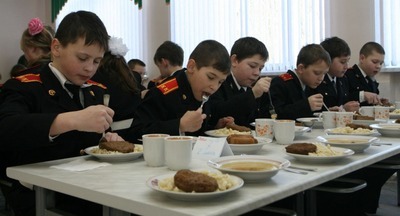 В кадетской школе Улан-Удэ ребенка лишили бесплатного питания