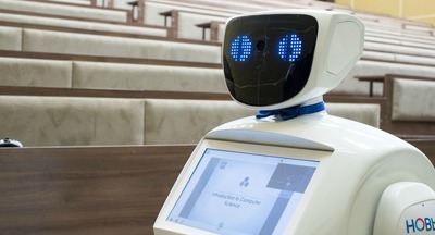 Робот-репетитор Московского технологического института подготовит школьников к ЕГЭ