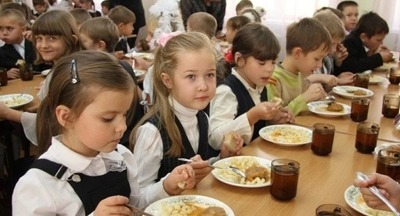 Новые требования к питанию школьников будут учитывать региональные особенности
