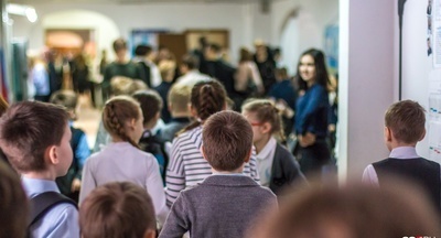 В Сочи из-за нехватки школ в классах учатся по 46 детей