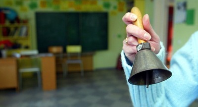  Прокуратура в новосибирской области запретила школам «звонки для учителя»