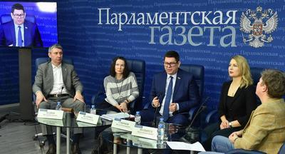 18 декабря в Москве состоялся круглый стол по теме  «Когда и на сколько повысят заработную плату учителей?»