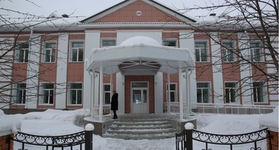 Глава Республики Алтай посетил школу, которую накануне пообещал восстановить Владимир Путин