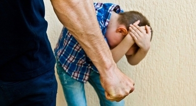 В Москве мужчина избил ребенка за игры в чужом дворе