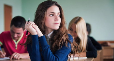 В Великобритании отменили экзамены для средней школы