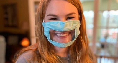 Студентка из Кентукки разработала медицинские маски для глухих и бесплатно раздаёт их нуждающимся