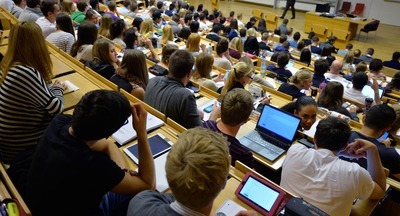 Минобрнауки рекомендовало университетам не повышать в этом году стоимость обучения