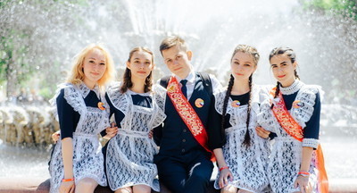 Традиционный выпускной для школьников пройдет 24 июля в парке Горького в Москве