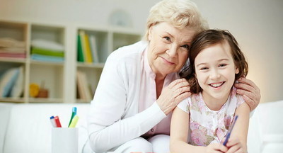 В Госдуму внесли законопроект о праве бабушек участвовать в воспитании внуков