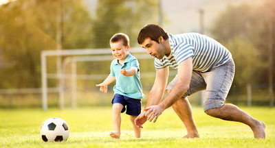 Почему так важны подвижные игры детей с отцами