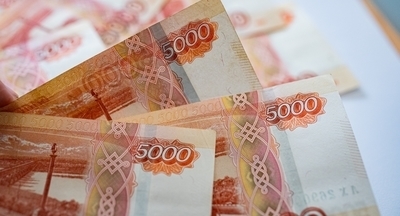 Школьникам-инвалидам старше 18 лет выплатят по 10 тысяч рублей