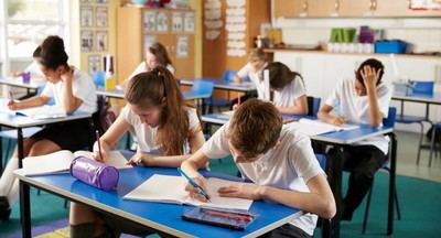 Школы Латвии должны обеспечить минимальный набор учащихся в старших классах, чтобы не допустить сокращения финансирования