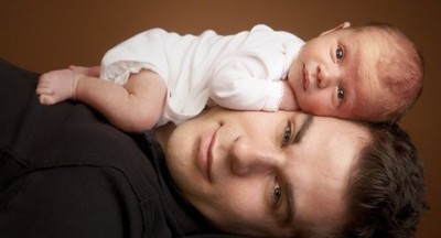 В Думу внесли законопроект о праве на маткапитал для отцов с детьми от суррогатных матерей