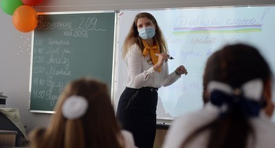 В Минпросвещения заявили, что у 76% учителей оклад ниже МРОТ