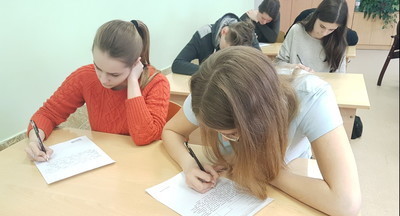 1 марта в российских школах начинается проведение всероссийских проверочных работ