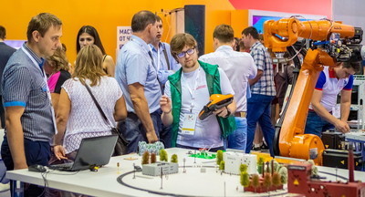 Более пяти тысяч москвичей посетили фестиваль профессий на Воробьёвых горах