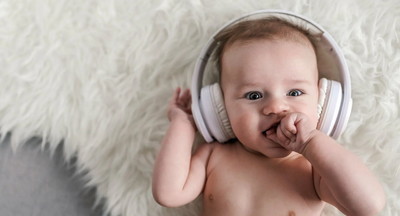 Ученые выяснили, какая музыка помогает младенцам быстрее уснуть