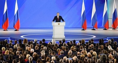 ​5 важных заявлений Путина о семье, детях и образовании