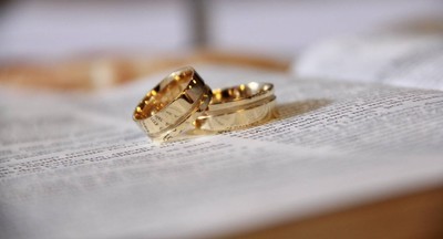  В Англии и Уэльсе повысили минимальный возраст вступления в брак до 18 лет